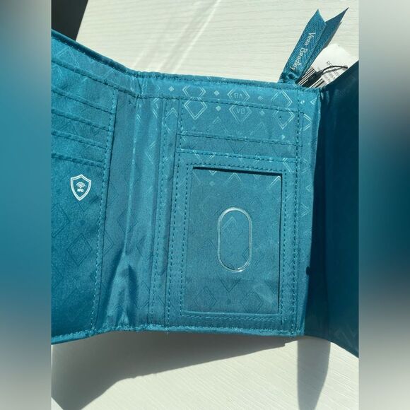 Vera Bradley Haymarket Paisley Jewel Cotton Euro Wallet - Picture 13 of 15